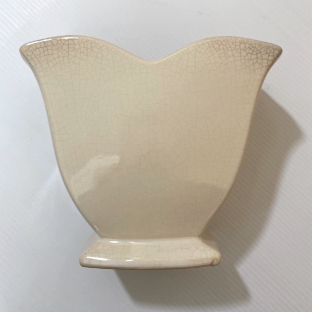 Vintage McCoy Vase Tulip Vase Vintage Pottery Antique Ivory Crackle Finish MCM - Picture 11 of 16